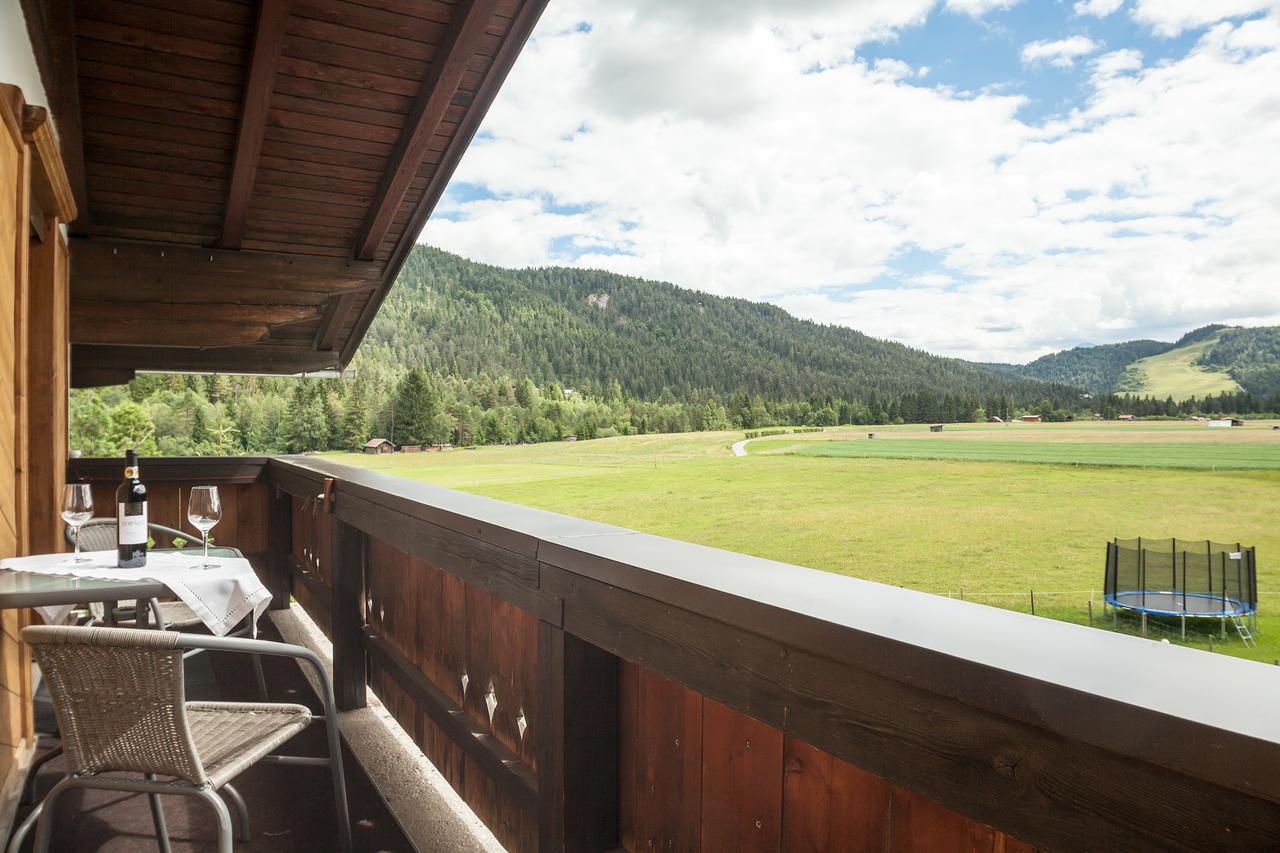 Haus Bergesblick Apartment Leutasch Bagian luar foto