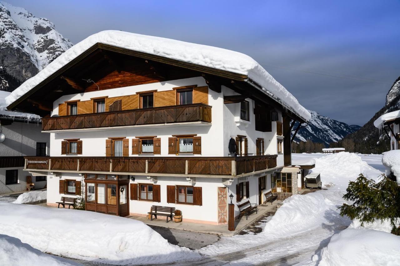 Haus Bergesblick Apartment Leutasch Bagian luar foto